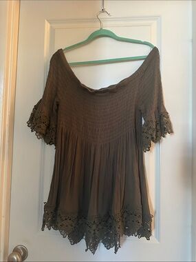 Women’s Off-Shoulder Crochet Hem Top - Olive